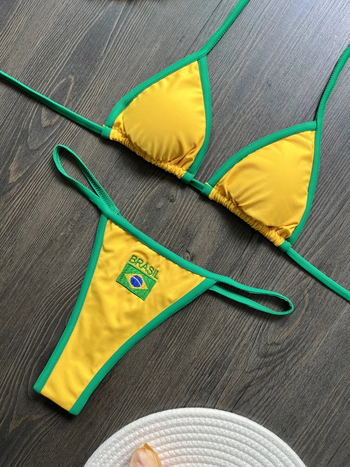 🇧🇷 Bikini BRASIL VIBES – Coupe string sexy et coloris emblématiques